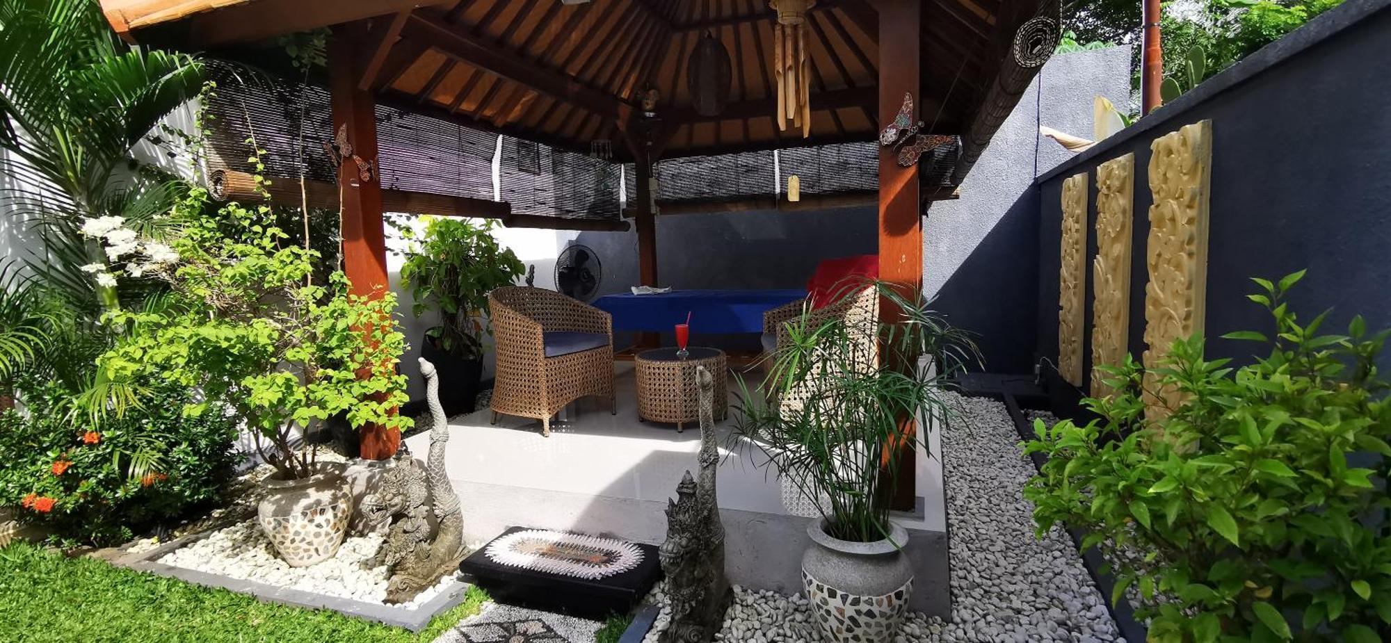 Villa Silence 罗威那 外观 照片